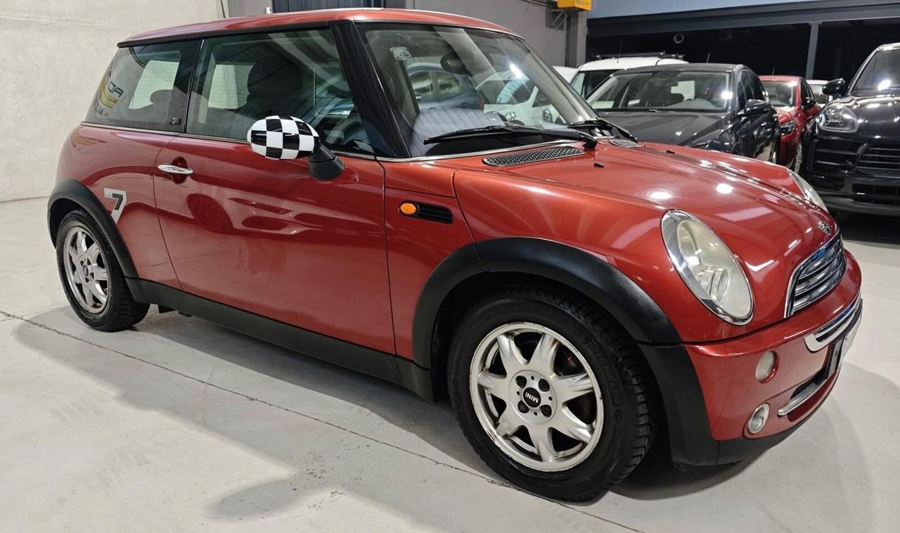 Mini One Benzina Neopatentati