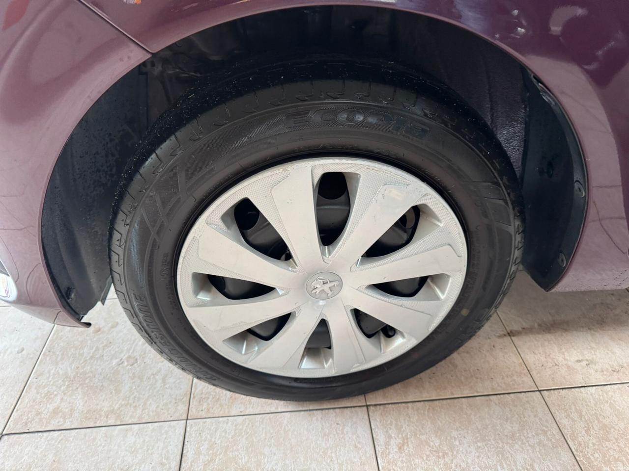 Peugeot 108 VTi 68 5 porte Allure TOP!