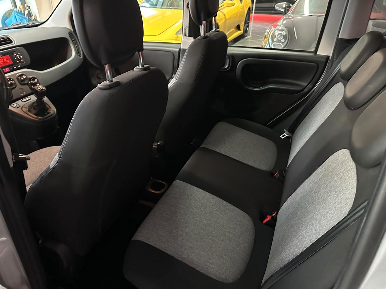 FIAT PANDA 1.2 LOUNGE *GANCIO TRAINO-BARRE*