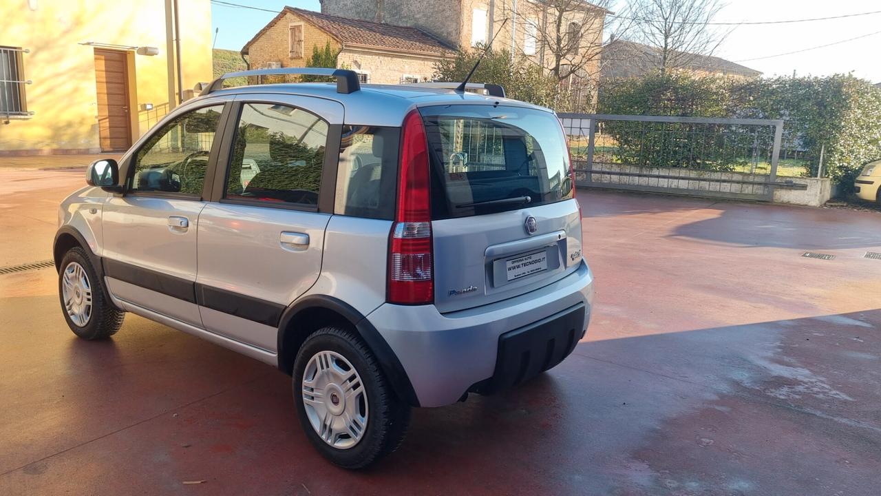 Fiat Panda 1.4 BENZINA METANO KM 97.000 DISTRIBUZIONE FATTA