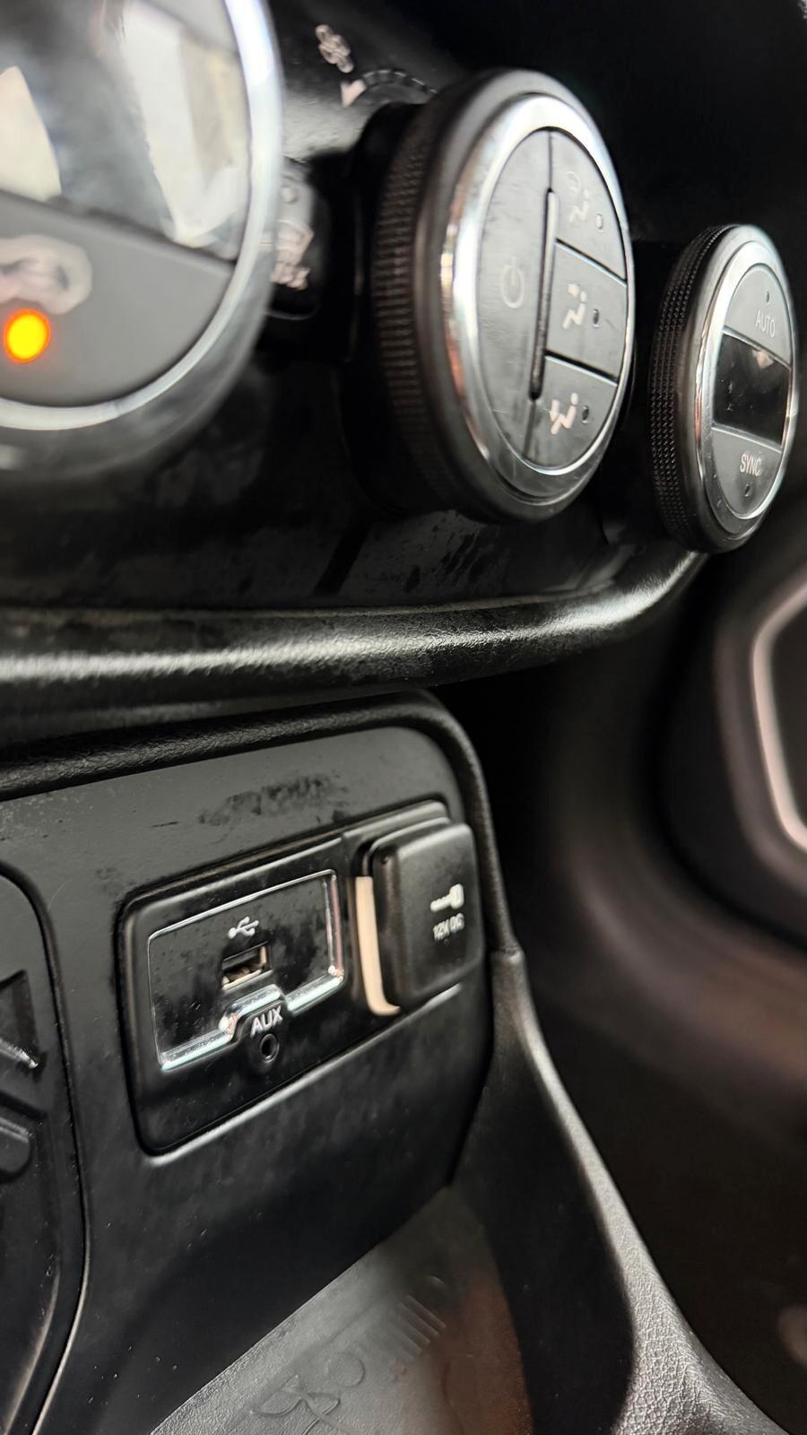 Jeep Renegade Jeeap longitude