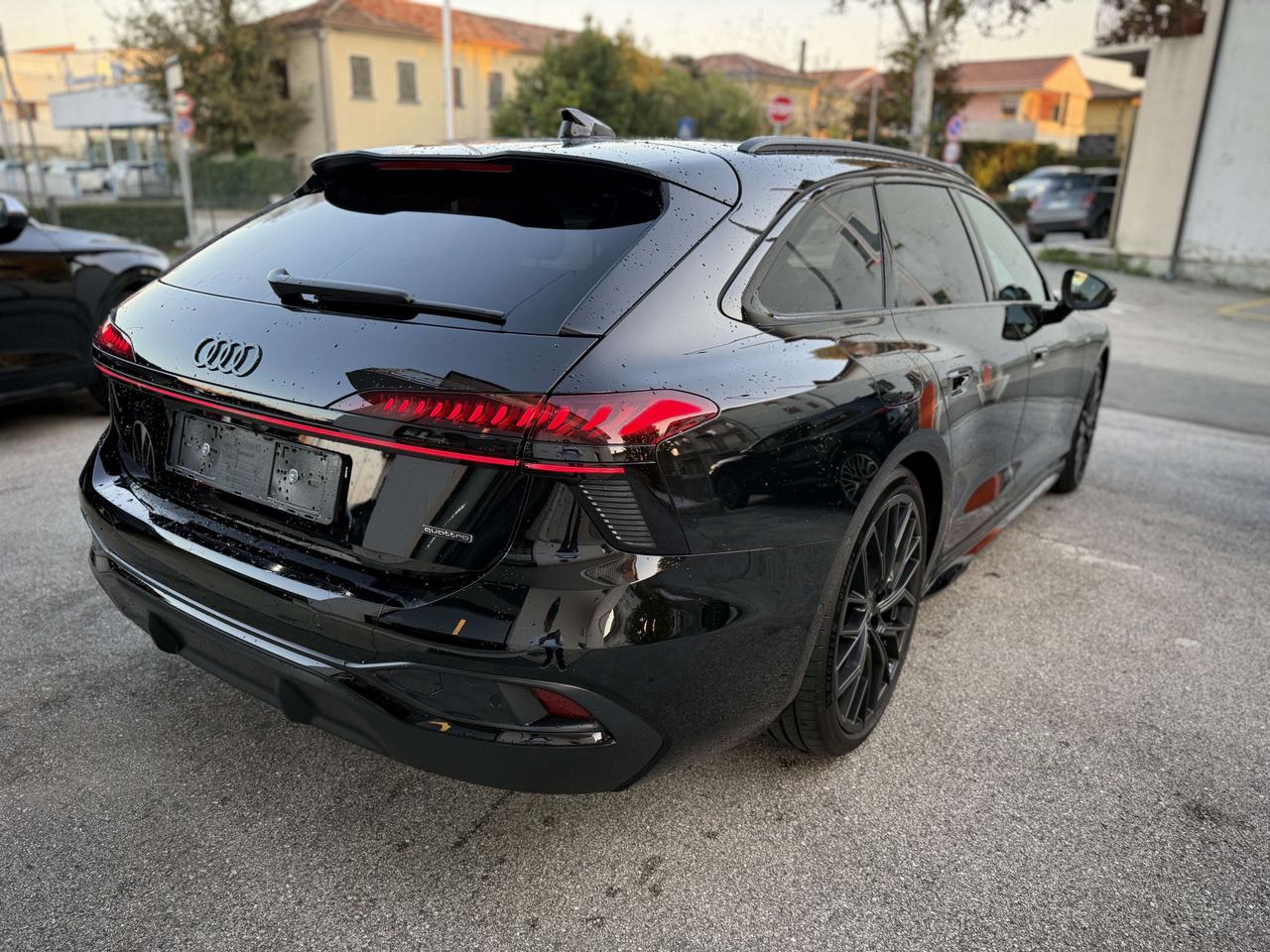 Audi A6 A6 Avant 2.0 tdi mhev S line edition quattro 204