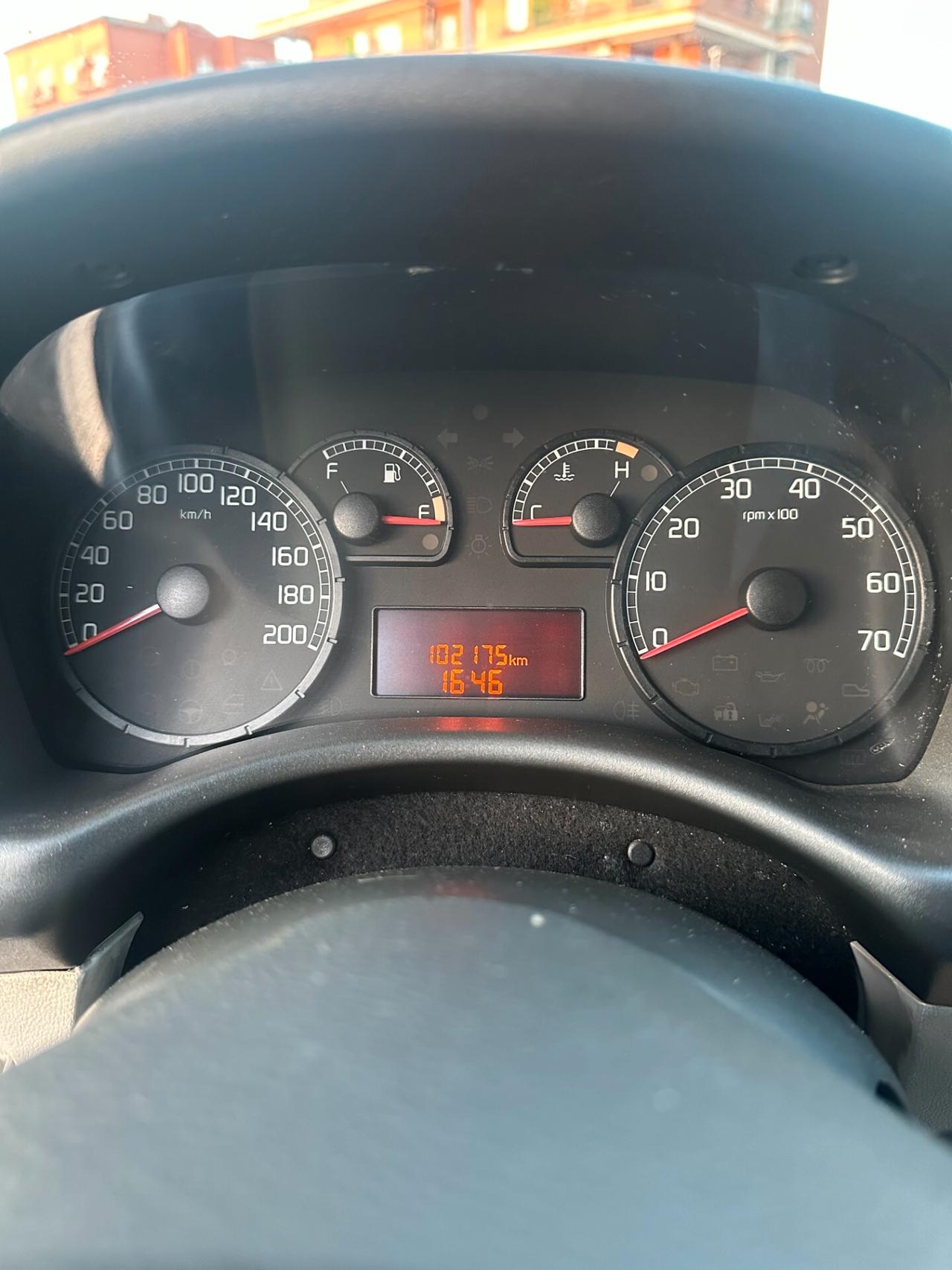 Fiat Punto UNICA (AUTOMATICA)