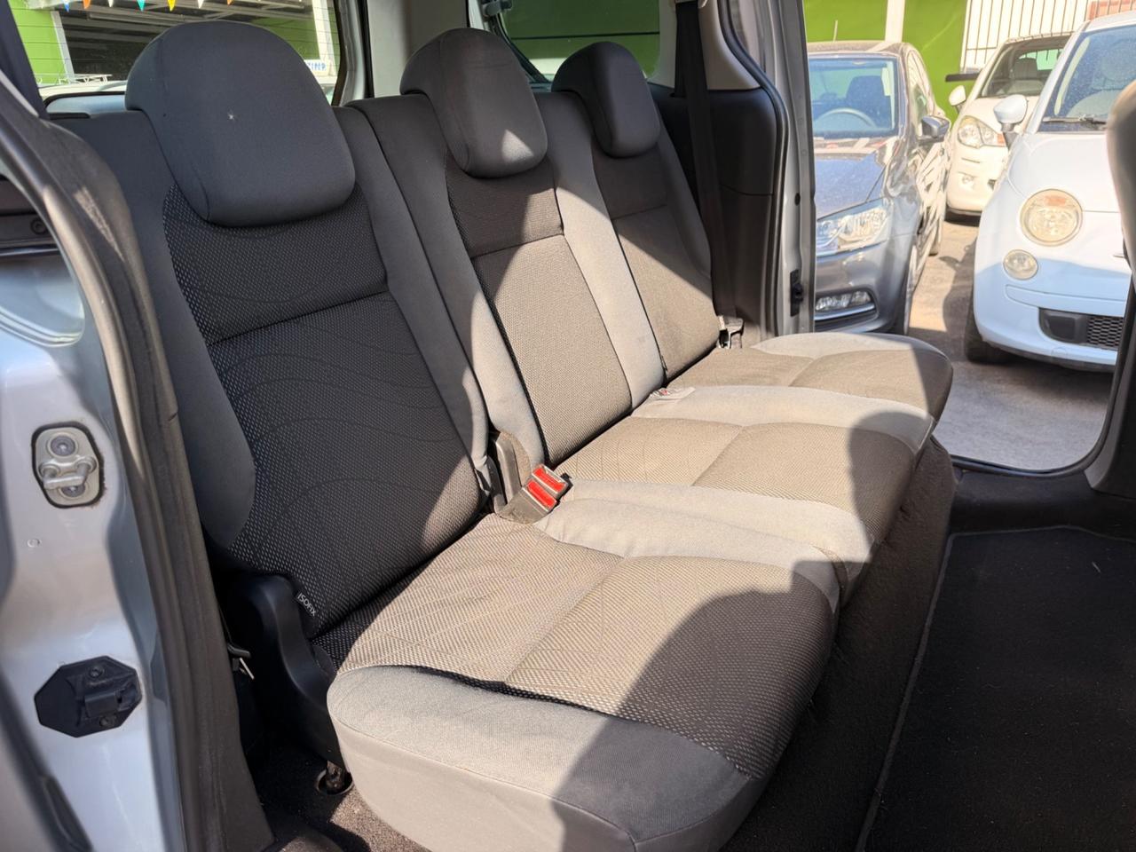 Peugeot Partner Tepee 1.6 HDi 92CV Active 12/2011