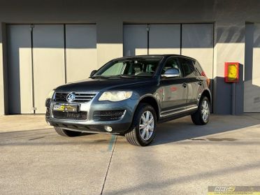 Volkswagen Touareg 2.5 R5 TDI DPF tiptronic Exclusive