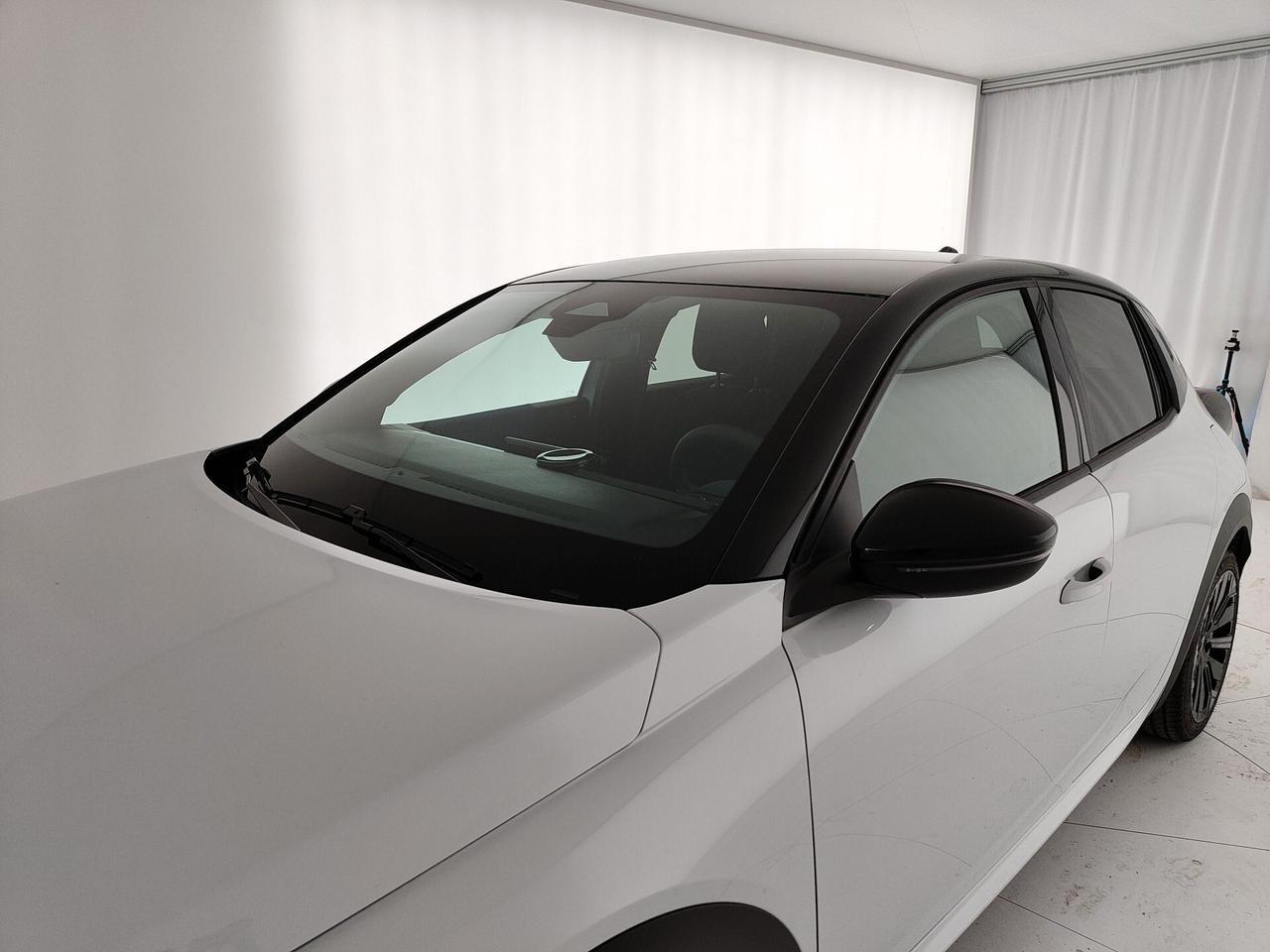 Lancia Ypsilon Hybrid e-DCT HF Line