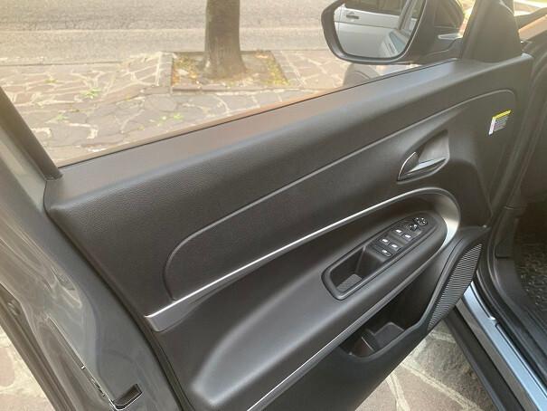 Jeep Avenger 1.2 Turbo 100 CV Summit
