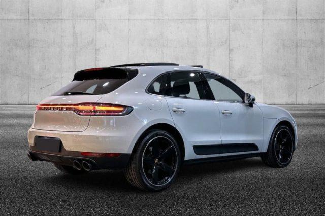 PORSCHE Macan 2.0