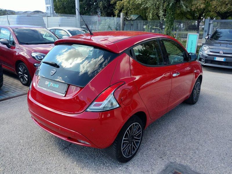 Lancia Ypsilon 1.2 69cv Start& Stop Gold