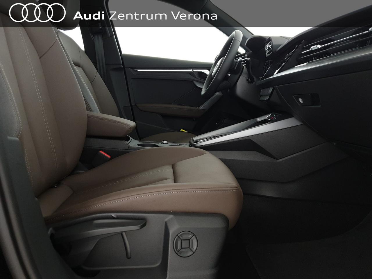 Sportback 40TFSIe 204CV S tronic Business Advanced
