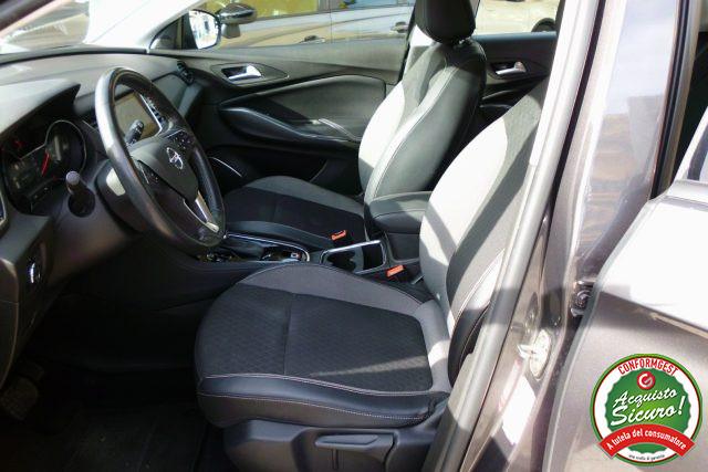 OPEL Grandland 1.5 diesel Ecotec aut. Business Elegance
