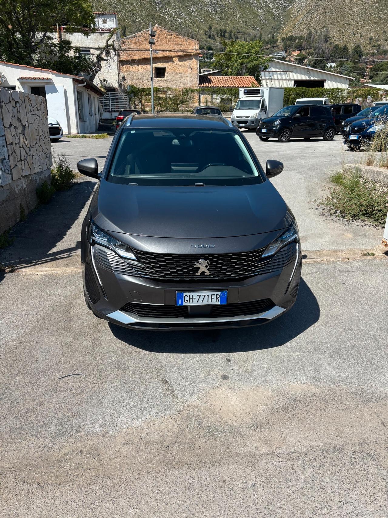 Peugeot 3008 BlueHDi 130 S&S Allure anno 2022 cambio automatico 1.5 diesdel km 64.000 per info 3279411053