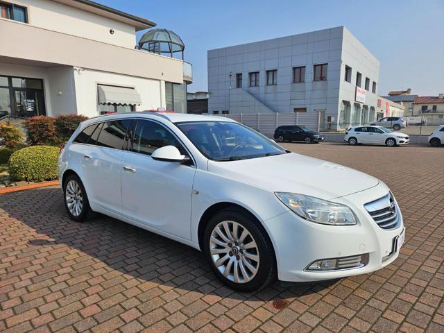 OPEL Insignia 2.0 CDTI Sports Tourer Cosmo