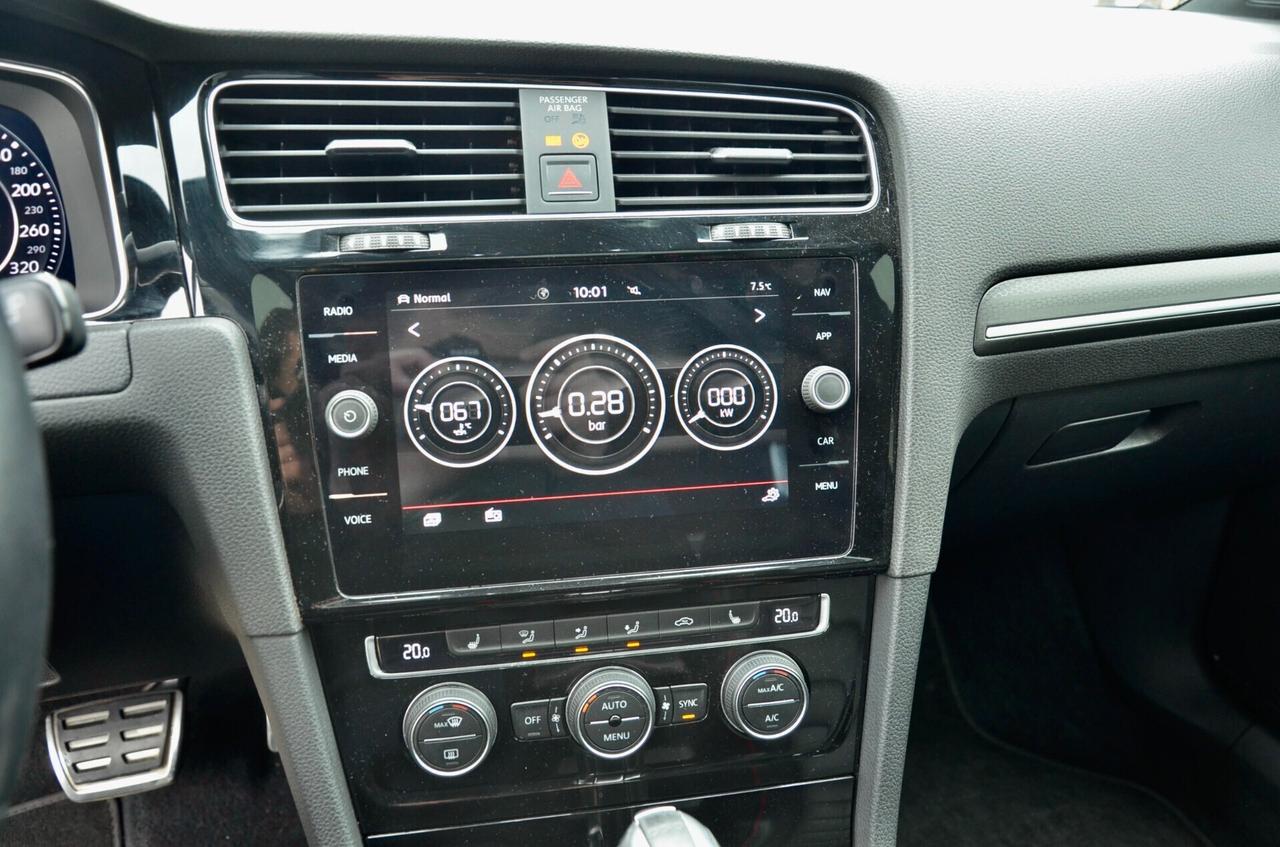 VOLKSWAGEN GOLF 7.5 GTI PERFORMANCE 2.0 TSI 245cv DSG, SERVICE CON FATTURE, TETTO, DCC, FULL PELLE, FARI FULL LED, 19", PERMUTE