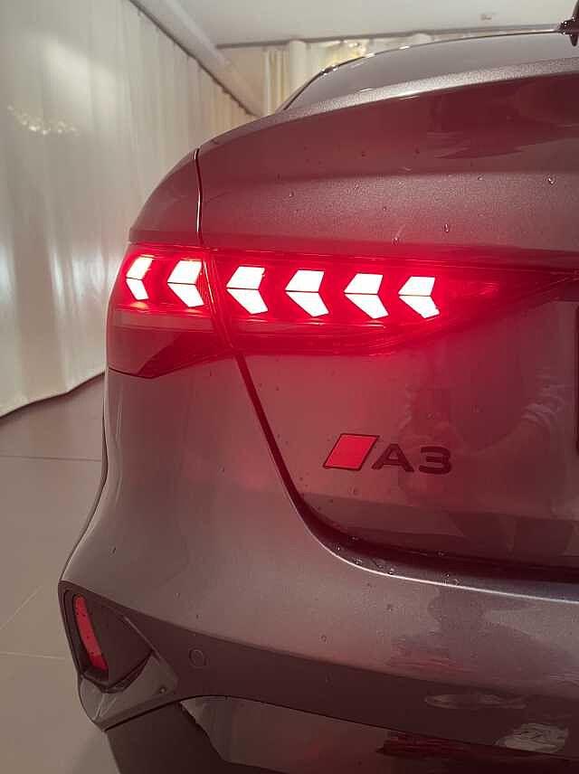 Audi A3 Sedan 35 TDI S tronic S line edition