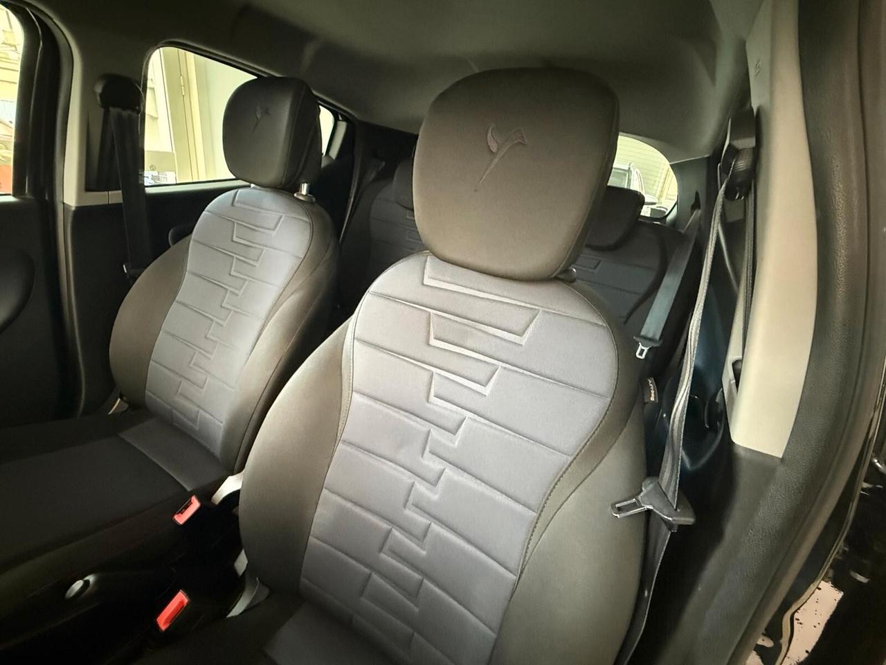 Lancia Ypsilon 1.0 FireFly 5 porte S&S Hybrid Silver Plus