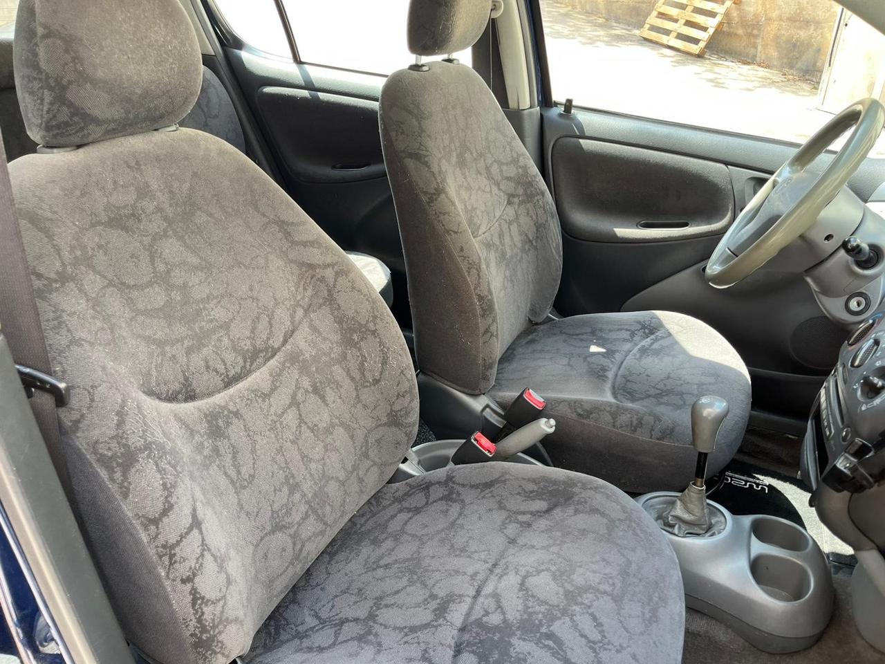 Toyota Yaris 1.4 tdi D-4D cat 5 porte Sol '03