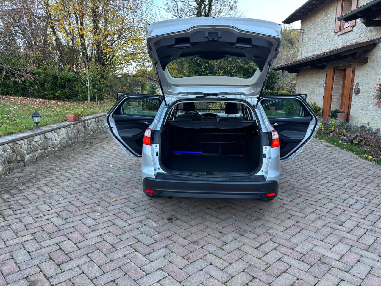 Ford Focus 1.6 TDCi 115 CV SW AUTO SOLO PER OPERATORI DEL SETTORE.