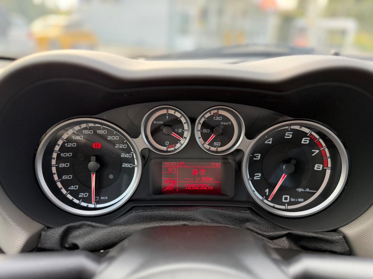 Alfa Romeo MiTo 0.9 T 105 CV TwinAir S&S Distinctive