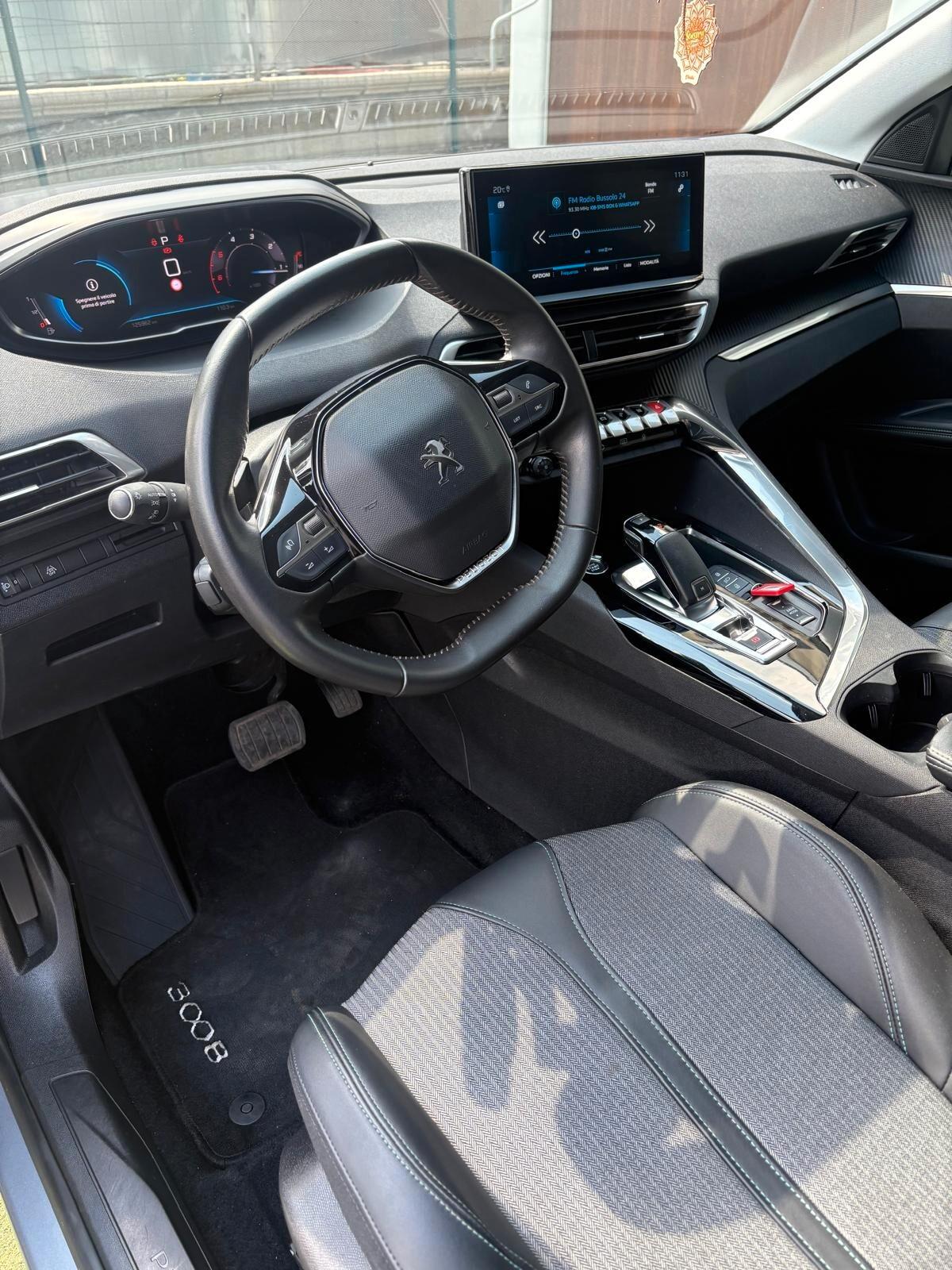 Peugeot 3008 BlueHDi 130 S&S EAT8 Allure