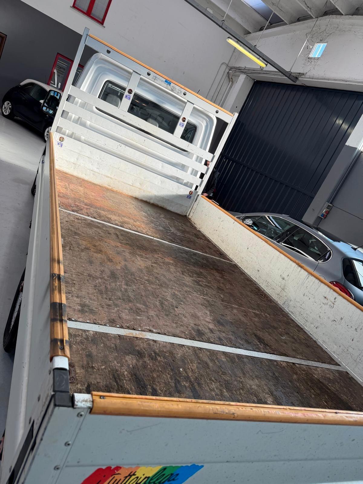 Hyundai H350 Cassonato 3posti