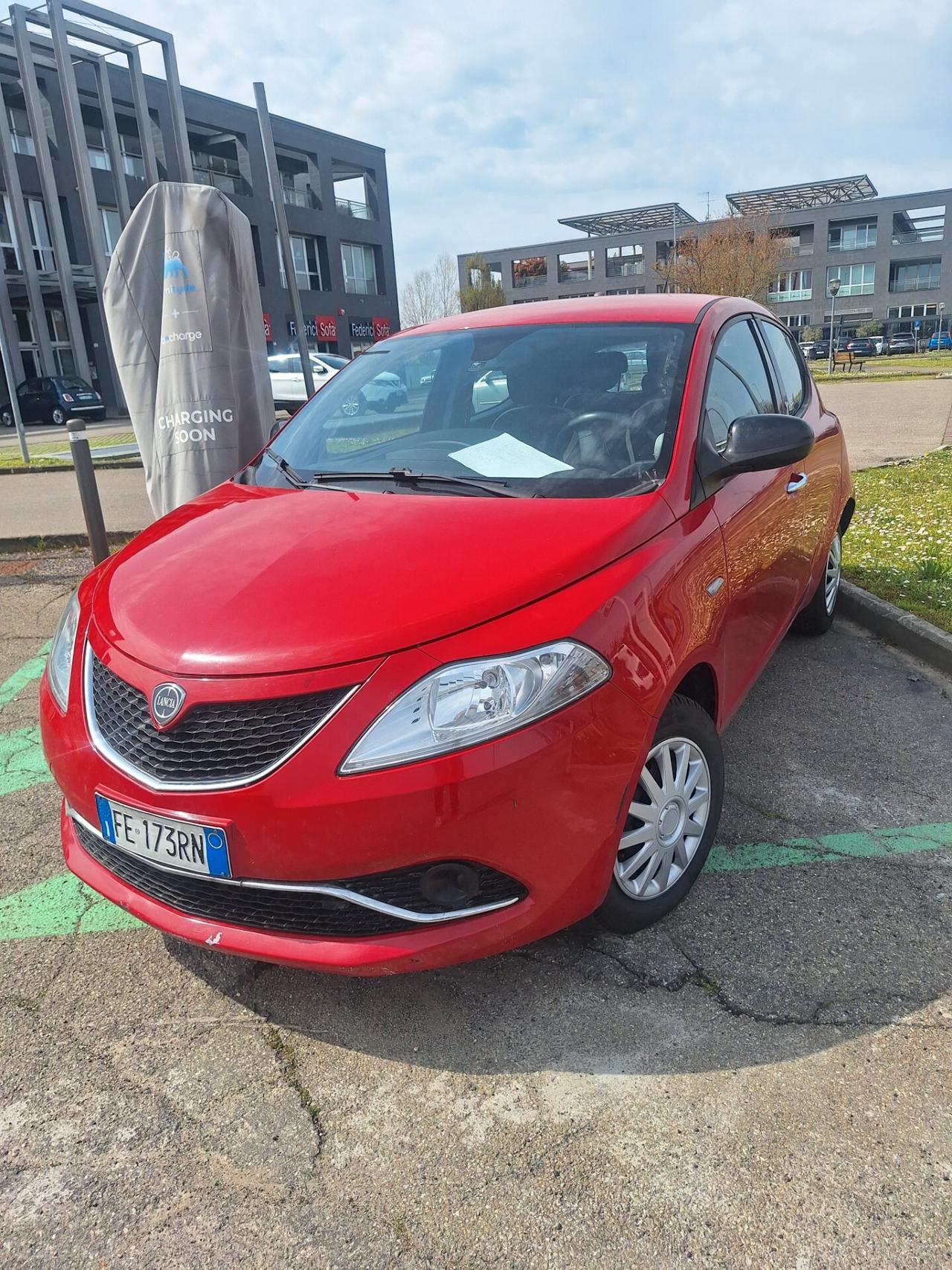 Lancia Ypsilon 1.3 MJT 16V 95 CV 5 porte S&S . Motore da revisione