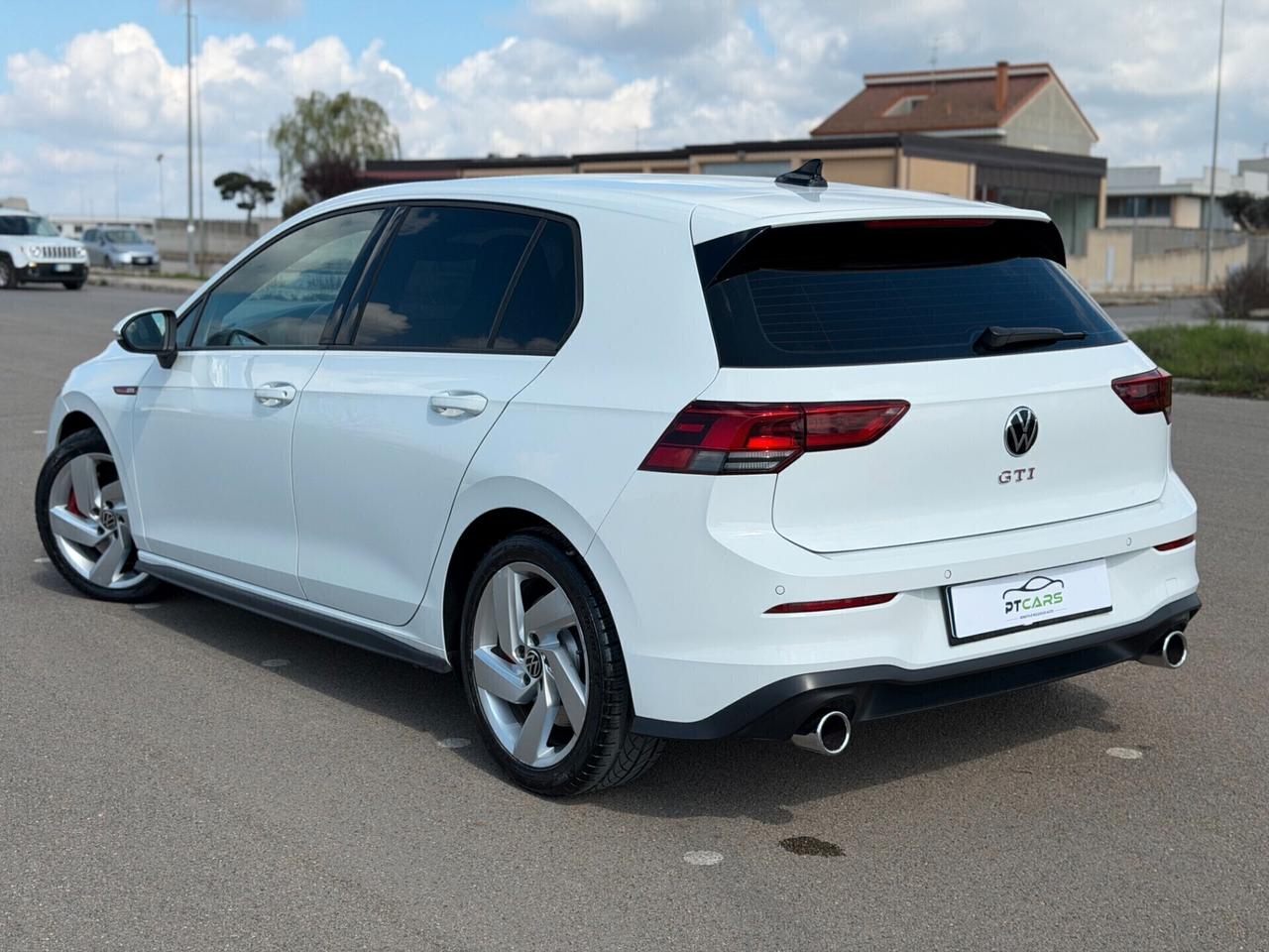 Volkswagen Golf 8 GTI DSG 245cv Led*Carplay*64.000 km
