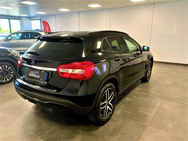 MERCEDES-BENZ GLA 180 1.6 Benzina Sport