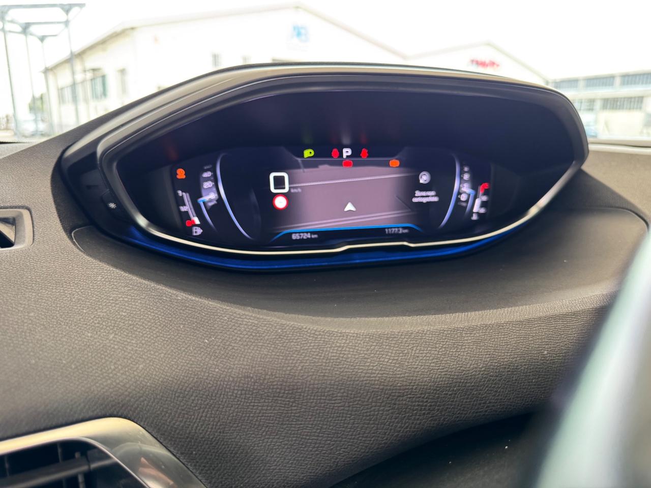 PEUGEOT 3008 1.5 Hdi Allure - Led Navi 18