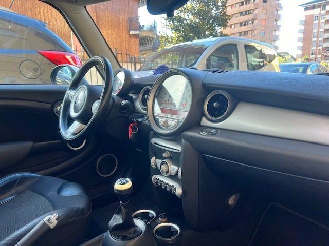 MINI Cooper 1.6 16V Cooper