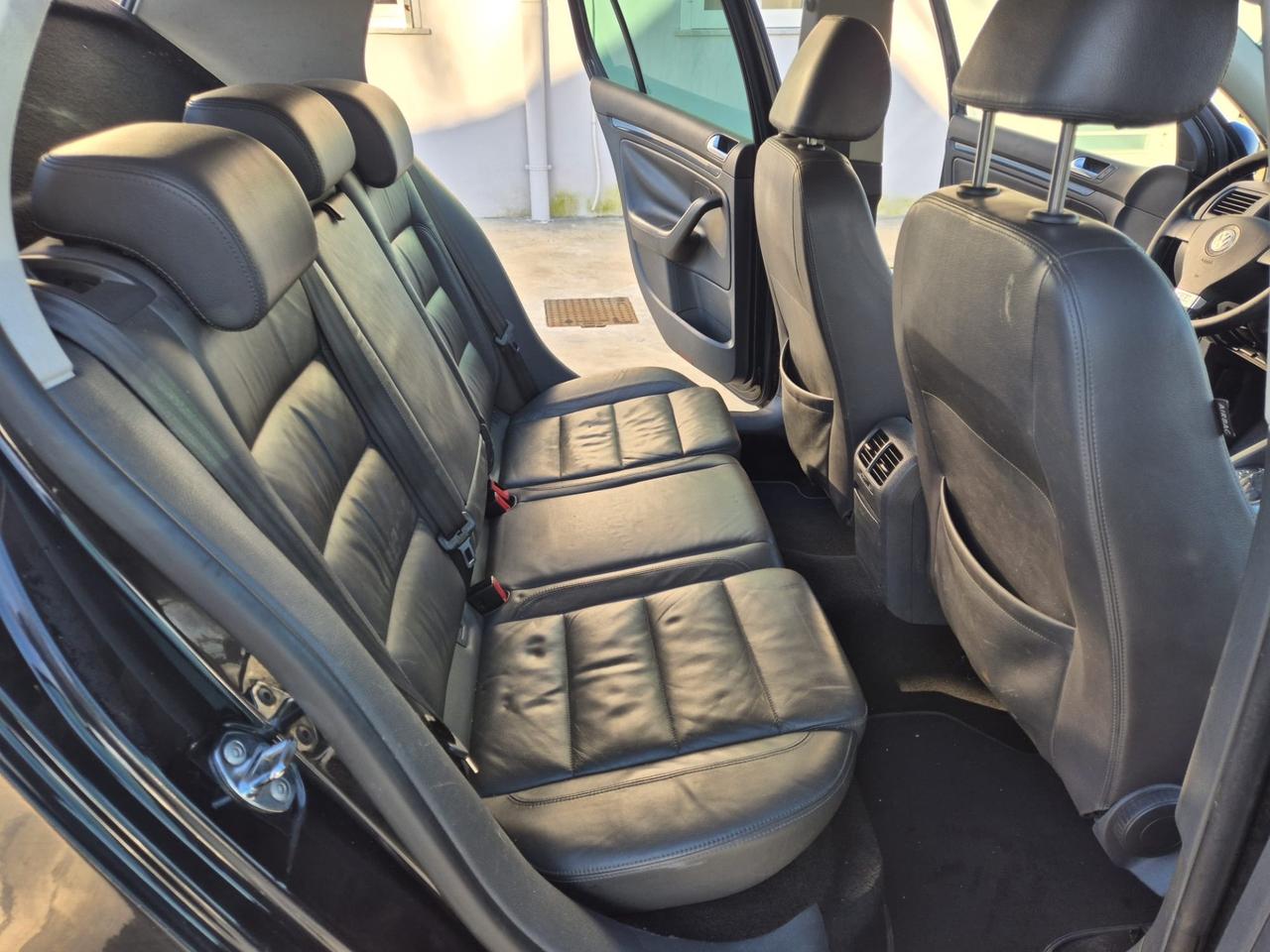 Volkswagen Golf 1.9 TDI DPF 5p. DSG GT Sport