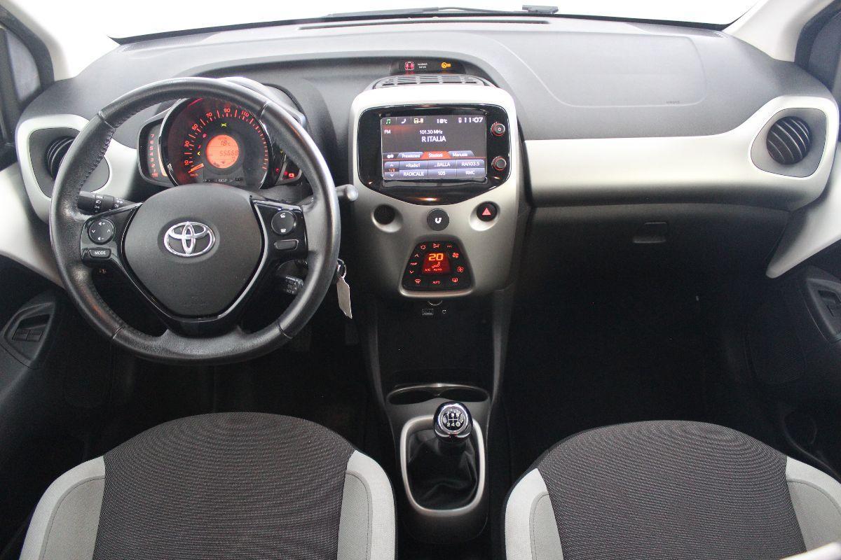 TOYOTA - Aygo - 1.0 VVT-i 72 CV 5p. x-business