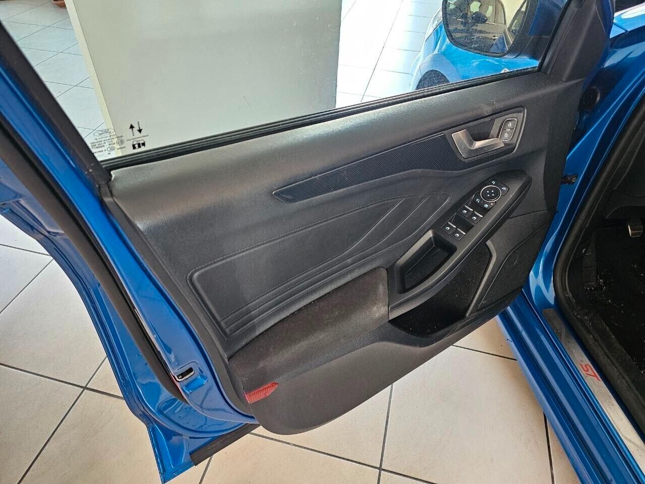 Ford Focus 1.5 EcoBlue 120 CV 5p. ST-Line