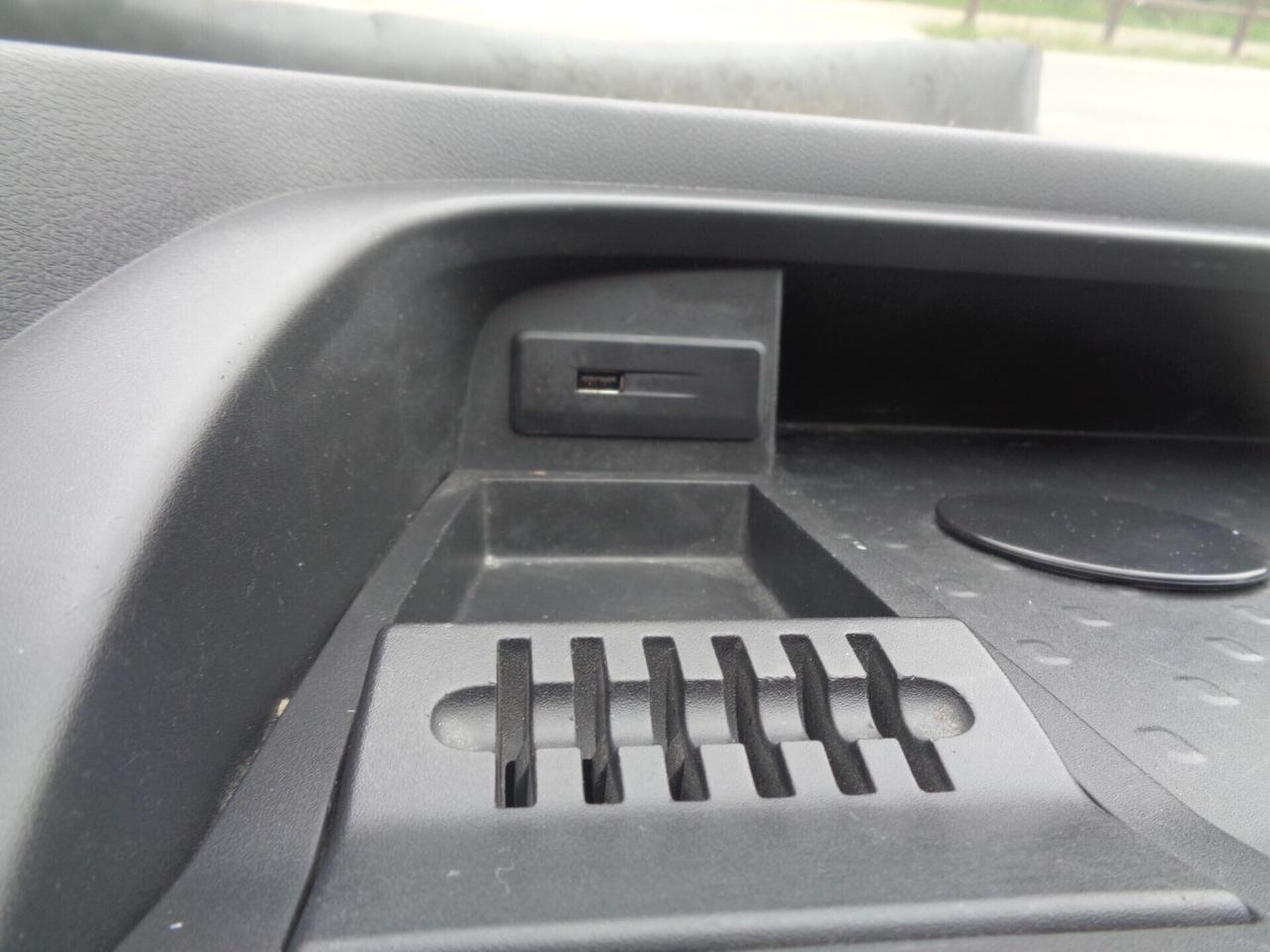 Vivaro 1.6 BiTurbo friziobne e volano km0 garz 12