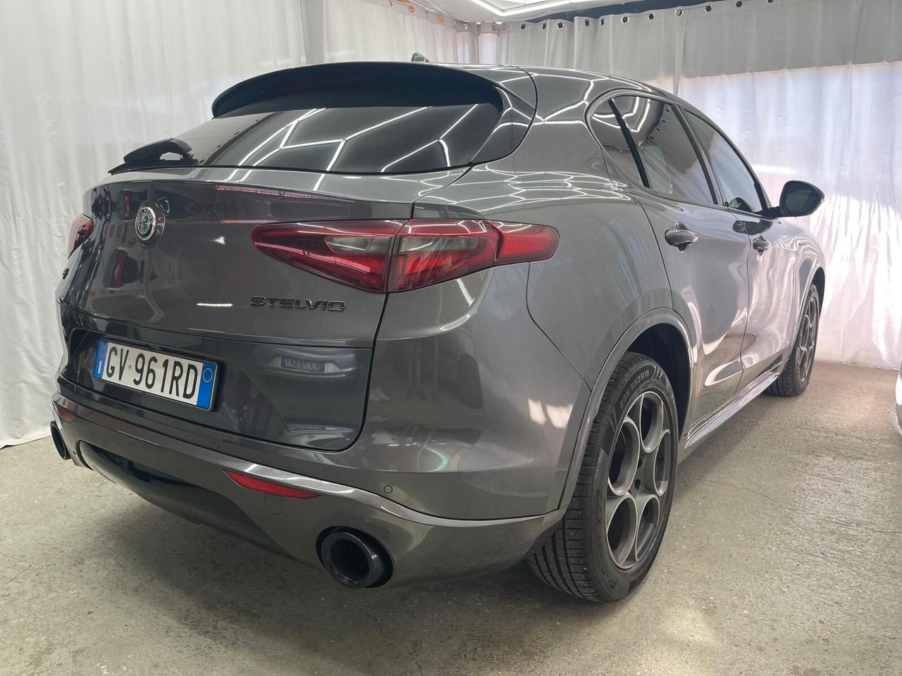 Alfa Romeo Stelvio Q4 210CV VELOCE AT8