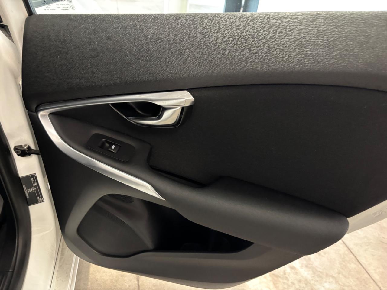 Volvo V40 D2 1.6 Summum |OK NEOPATENTATI |