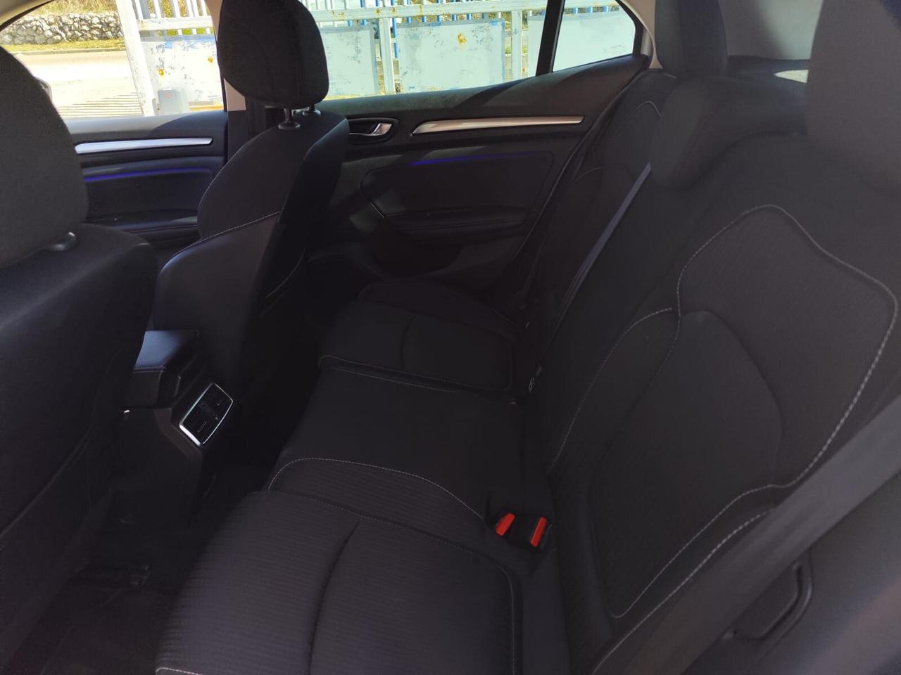 Renault Megane Mégane dCi 8V 110 CV EDC Energy Intens