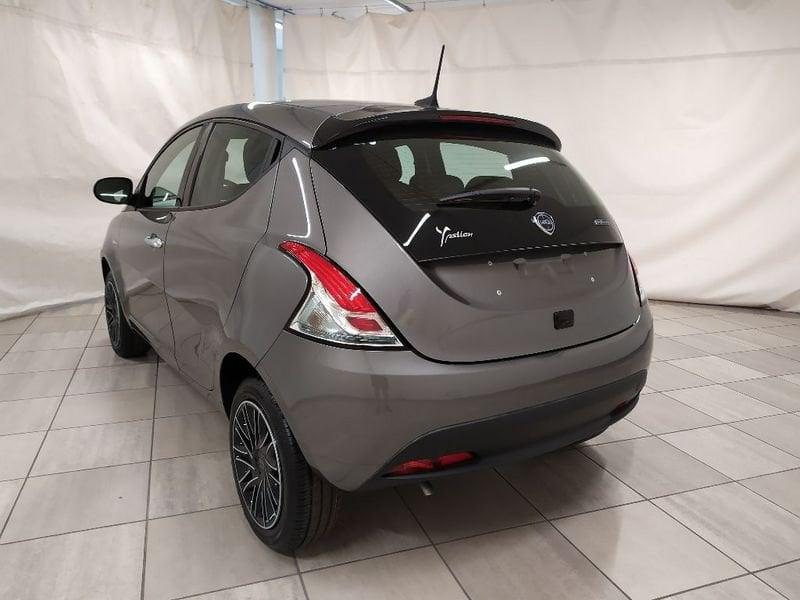 Lancia Ypsilon 1.0 firefly hybrid Gold s e s 70cv 5p.ti