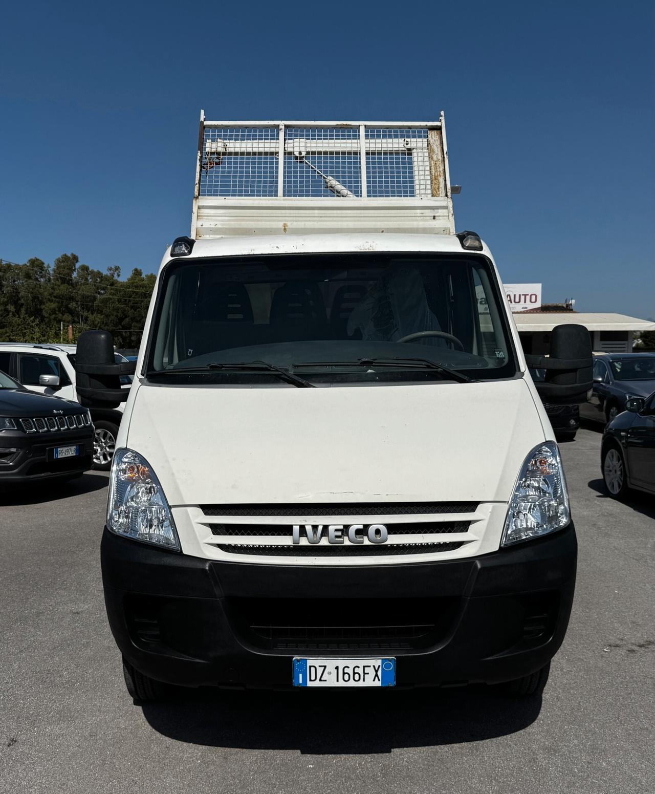 2008 Iveco Daily ribaltabile con gru