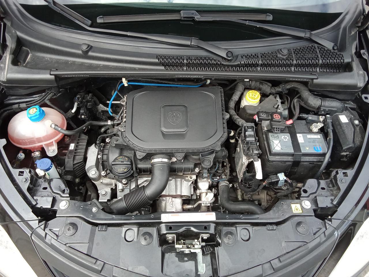 Lancia Ypsilon 1.0 Hybrid 70cv Gold