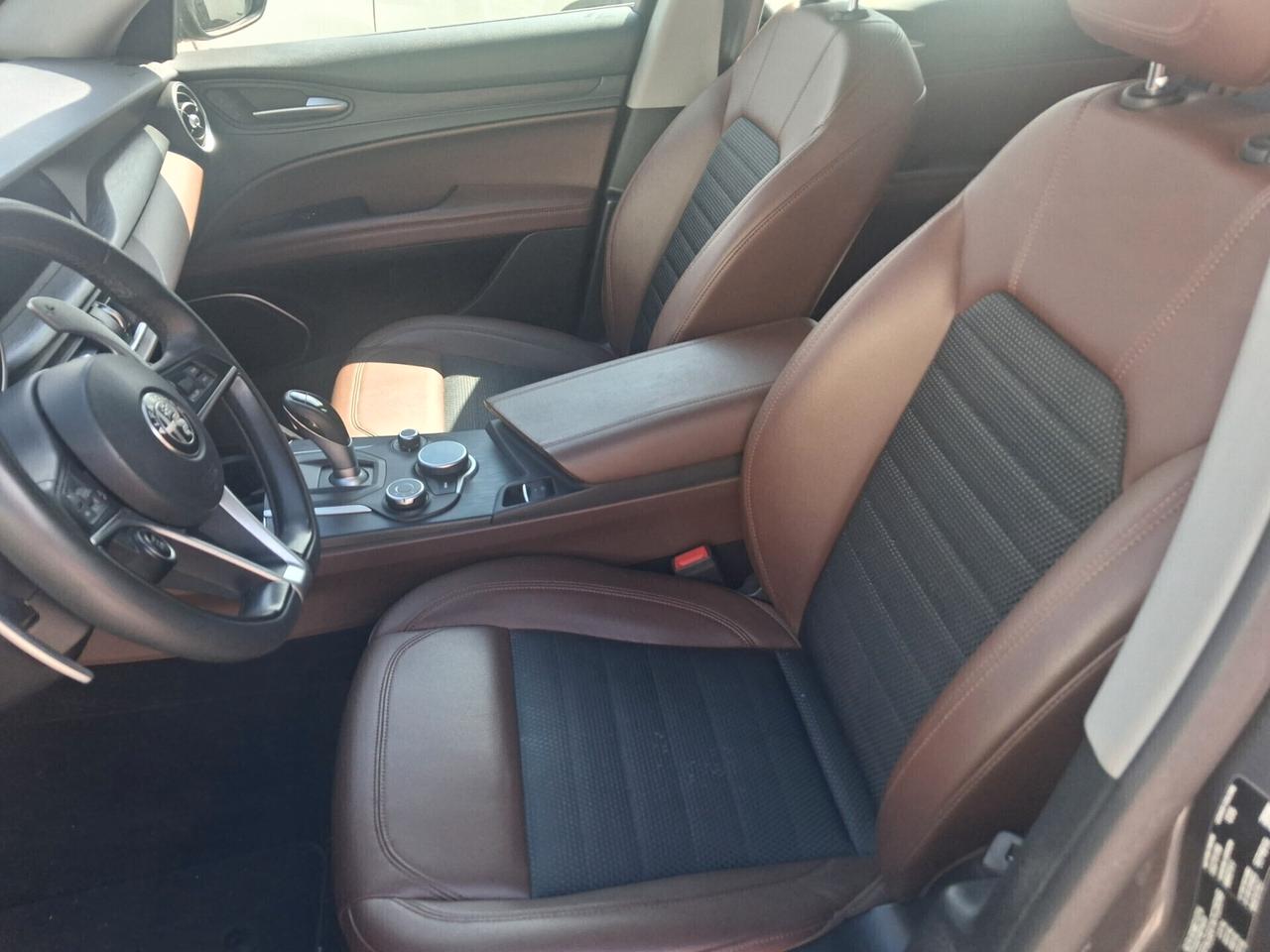 Alfa Romeo Stelvio 2.2 MJ l 150 CV AT8 Super