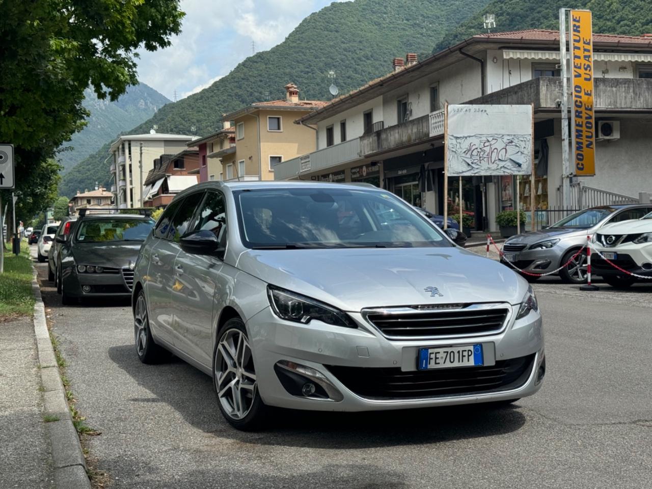 Peugeot 308 BlueHDi 120 S&S SW - TELECAMERA PER PARCHEGGIO ASSISTITO