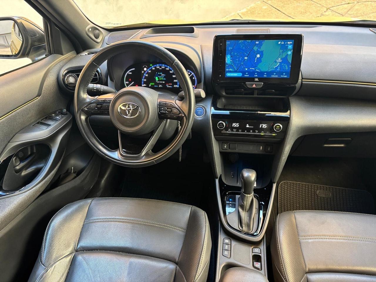 TOYOTA YARIS CROSS HYBRID 1.5 PREMIERE