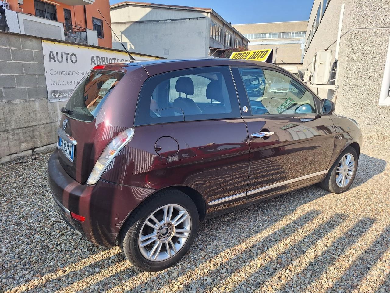 Lancia Ypsilon 1.4 Oro Ecochic GPL