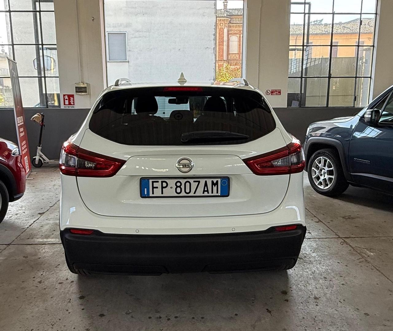 Nissan Qashqai 1.2 DIG-T N-Connecta