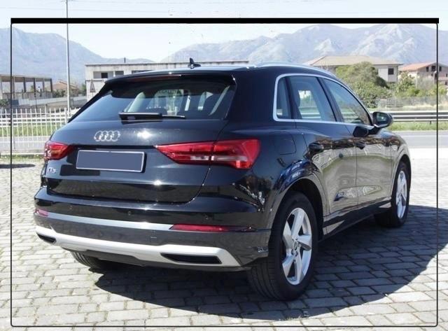Audi Q3 40 TDI quattro S tronic Business Advanced