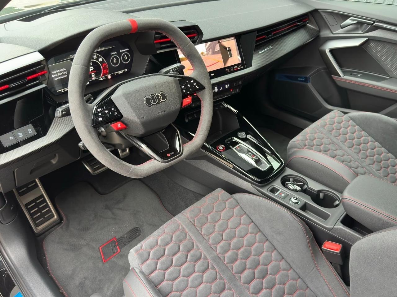 Audi RS3 SPB TFSI quattro S tronic - possibilità noleggio no scoring