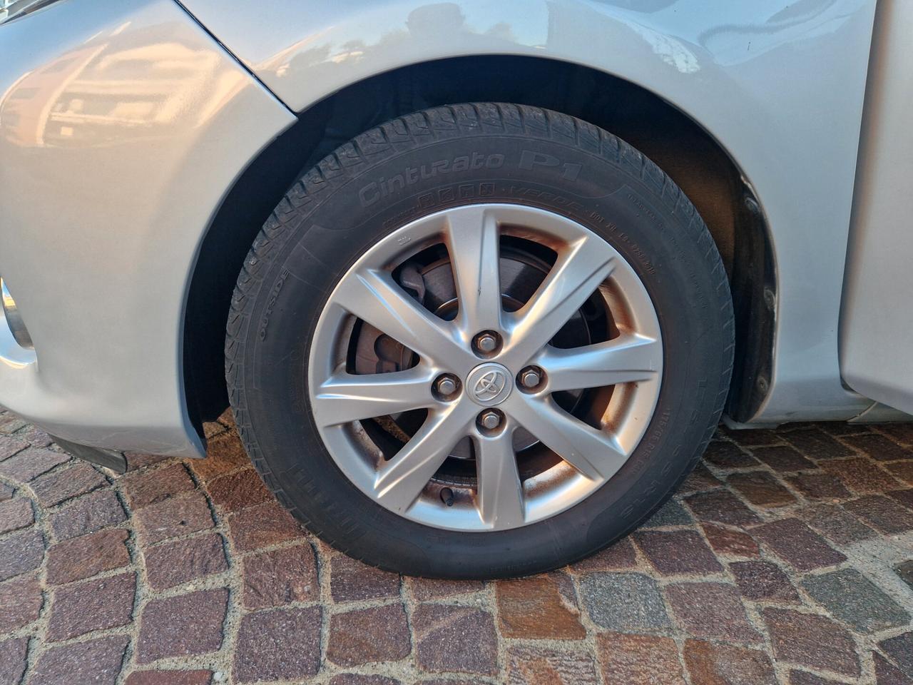 Toyota Yaris 1.5 Hybrid 5 porte Lounge