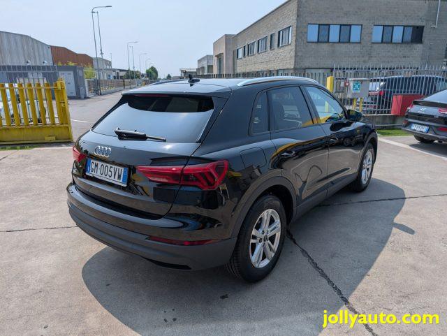 AUDI Q3 35 TDI S tronic Business