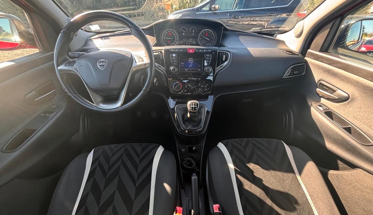 Lancia Ypsilon 1.2 69 CV 5 porte GPL Ecochic Gold